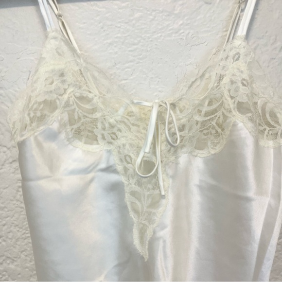 Vintage Victorias Secret XS Gold Label Cami Camisole Top Ivory White Satin Lace - Picture 6 of 9